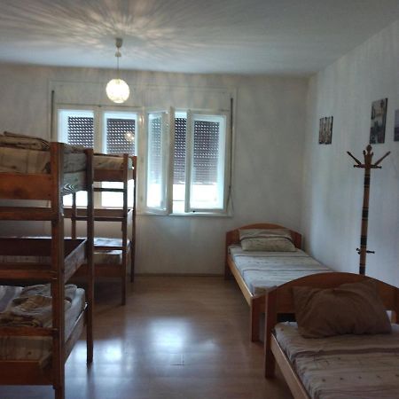 Comfy Hostel 2 Скоп'є Екстер'єр фото